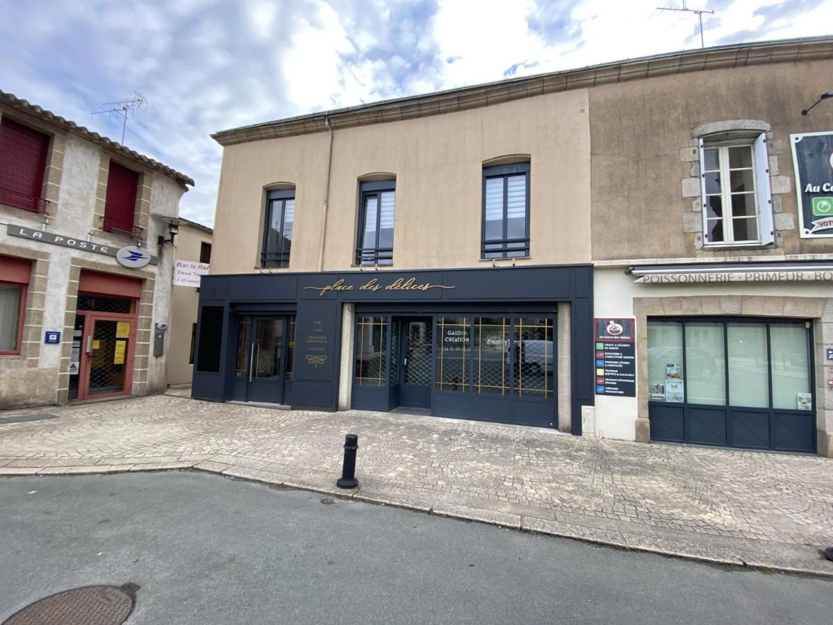 Appartement 97 M2 Proche Puy Du Fou Saint-Laurent-sur-Sèvre Exterior photo
